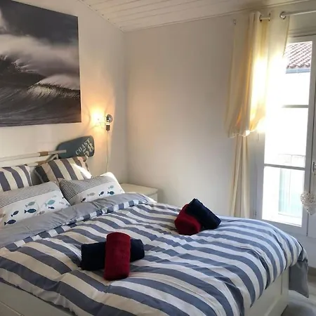 St Martin With Aircon, Car Park & Swimming Pool Across Street,access To Shared Garden Area Apartment Saint-Martin-de-Ré
